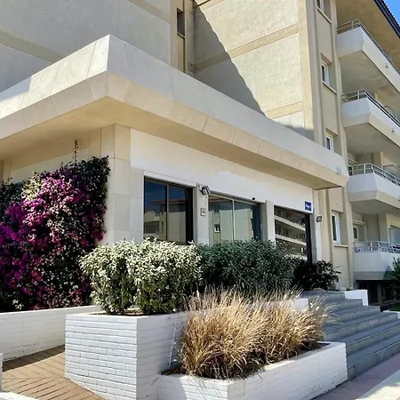 Apartment Festasol 111 *